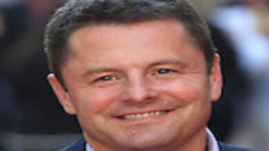 chris hollins