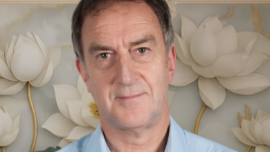 angus deayton