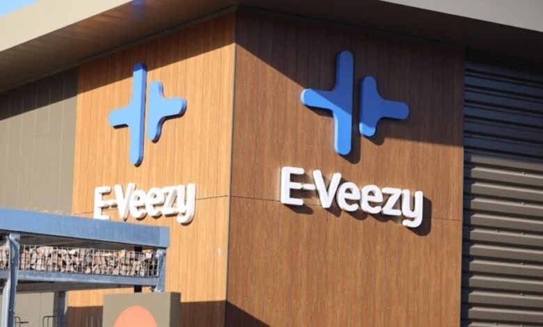 How Bespoke Signs Strengthen Brand Presence