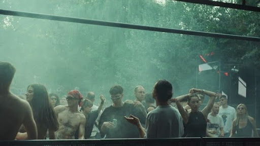 Festival Pitches: How Many People Do You Actually Need on Site?